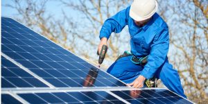 Installation Maintenance Panneaux Solaires Photovoltaïques à La Tagniere